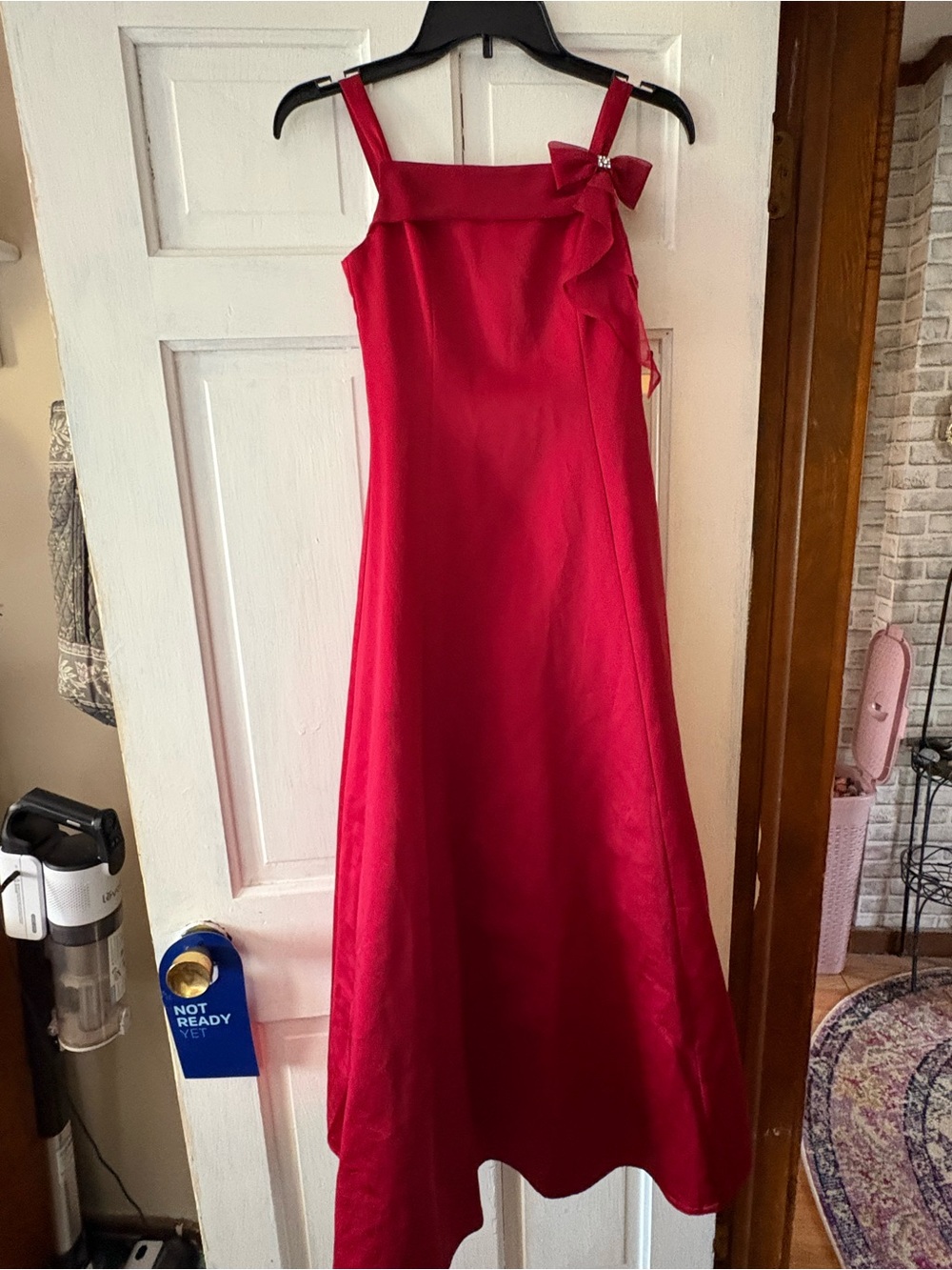 David's Bridal Red Satin A-Line Girls' Dress with Shoulder Bow - Picture 1 of 1